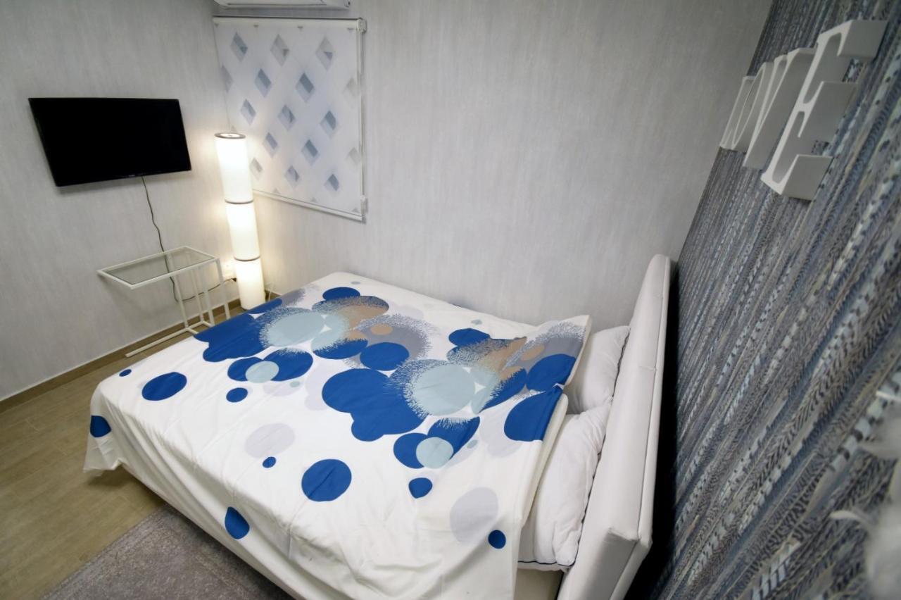 Luxury Suite On Lev Eilat With Balcony And Jacuzzi Exterior photo